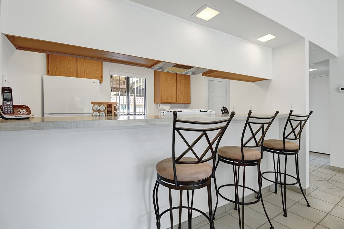 KITCHEN BAR TOP REVERSE