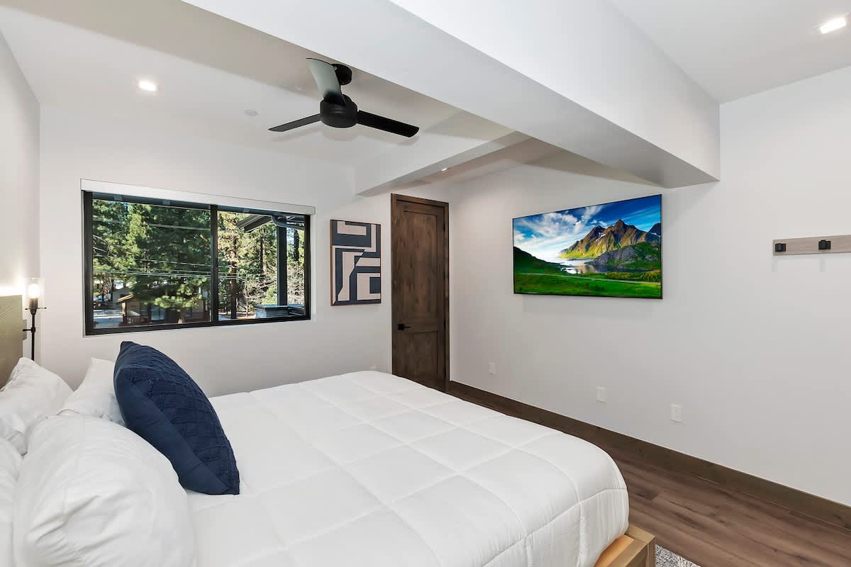 Summit Grand Sanctuary South Guest Bedroom