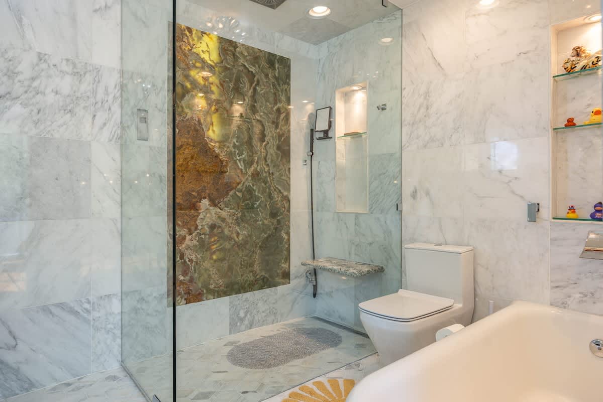 Desert Dream-  Alice Lodging