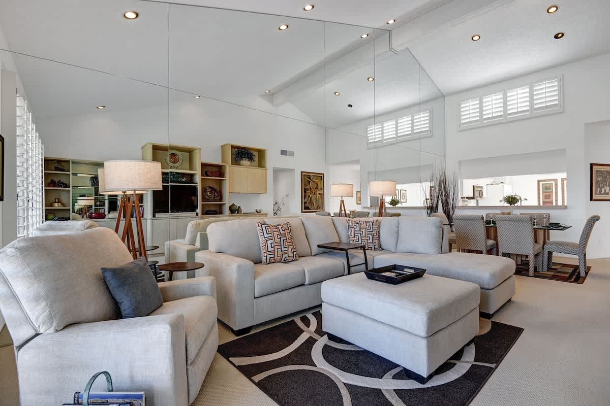 LIVING SPACE REVEERSE.jpg mls